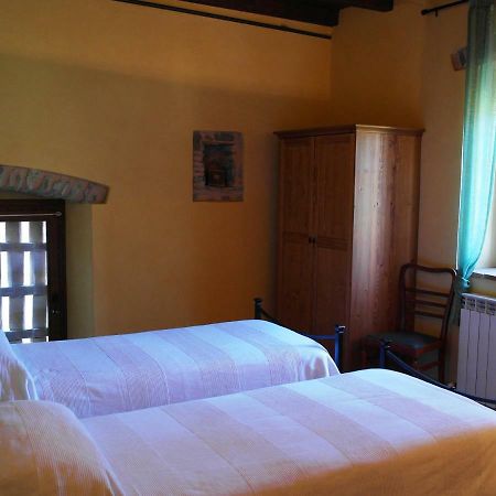B&B Ai Chiosi Pontremoli Exterior foto