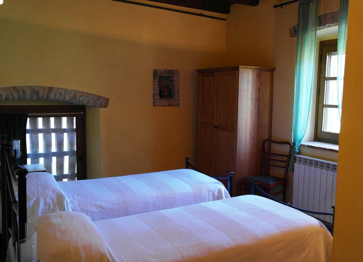 B&B Ai Chiosi Pontremoli Exterior foto